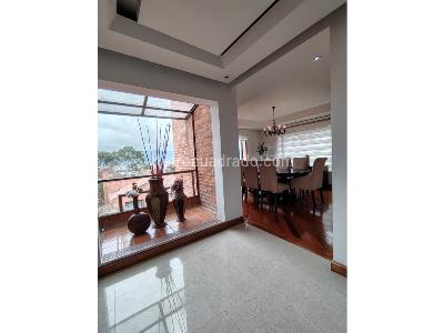 Casa de 4 alcobas en venta en Cerros De Sotileza, Bogotá, 626 m² · foto 9 de 20