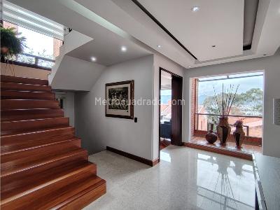 Casa de 4 alcobas en venta en Cerros De Sotileza, Bogotá, 626 m² · foto 17 de 20
