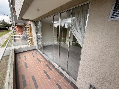 Apartamento en venta en Ciudadela El Sol, Mosquera · foto 3 de 20
