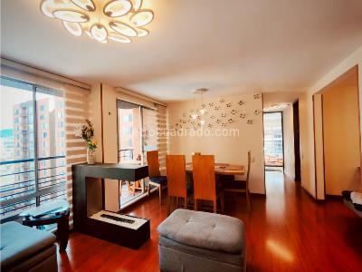 Apartamento de 3 alcobas en venta en La Felicidad, Bogotá, 75 m² · foto 2 de 20