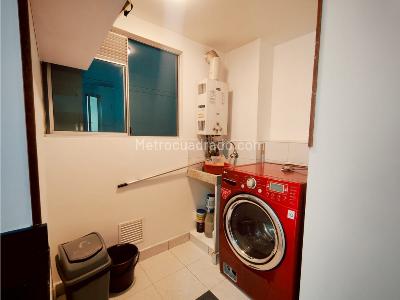 Apartamento de 3 alcobas en venta en La Felicidad, Bogotá, 75 m² · foto 10 de 20