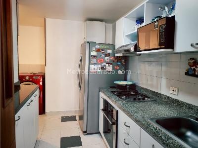 Apartamento de 3 alcobas en venta en La Felicidad, Bogotá, 75 m² · foto 12 de 20