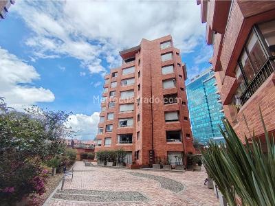 Apartamento en venta en Santa Paula, Bogotá · foto 2 de 20