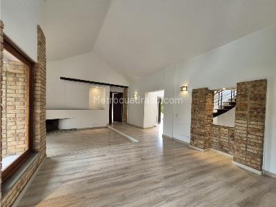 Casa de 5 alcobas en venta en Quintas Serrezuela, Mosquera, 526 m² · foto 9 de 20