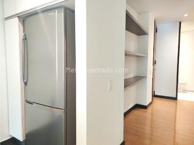 Apartaestudio en arriendo en Altos De Cabrera, Bogotá, 74 m² · foto 11 de 20