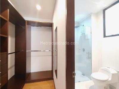 Apartaestudio en arriendo en Altos De Cabrera, Bogotá, 74 m² · foto 15 de 20