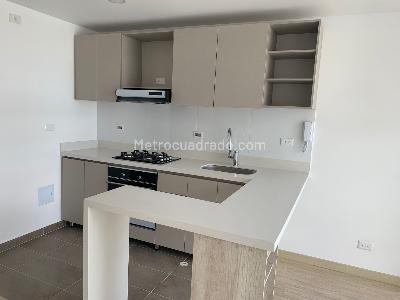 Apartamento de 1 alcoba en venta en La Castellana, Bogotá, 32 m² · foto 3 de 16
