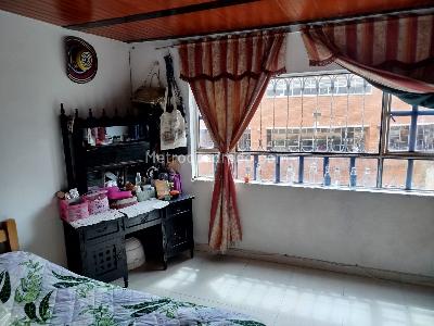 Casa de 4 alcobas en venta en Bosa La Paz, Bogotá, 130 m² · foto 8 de 12