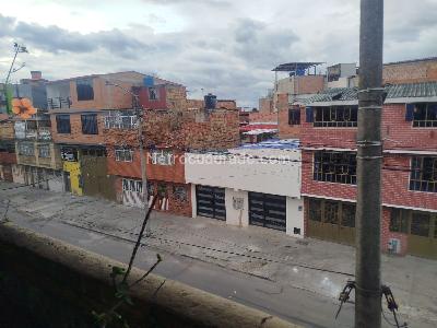 Casa de 5 alcobas en venta en Ingles, Bogotá, 180 m² · foto 10 de 11