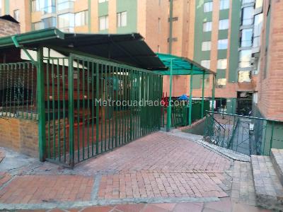 Apartamento de 3 alcobas en venta en Caminos Del Parque, Bogotá, 62 m² · foto 18 de 19