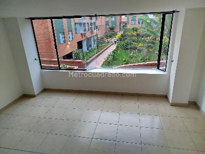 Apartamento de 3 alcobas en venta en Caminos Del Parque, Bogotá, 62 m² · foto 4 de 19