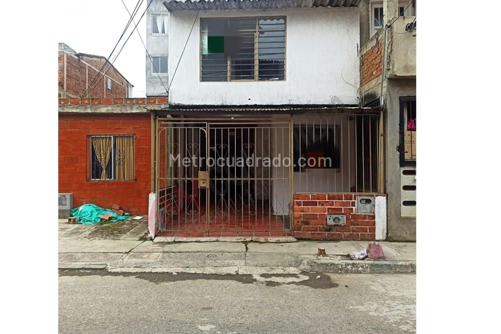 Venta de Casa en Ciudad del campo Palmira 9947M4044907