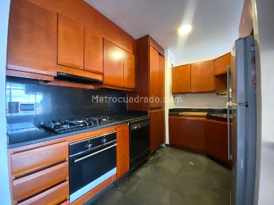 Apartamento en venta en Los Rosales, Bogotá · foto 5 de 14