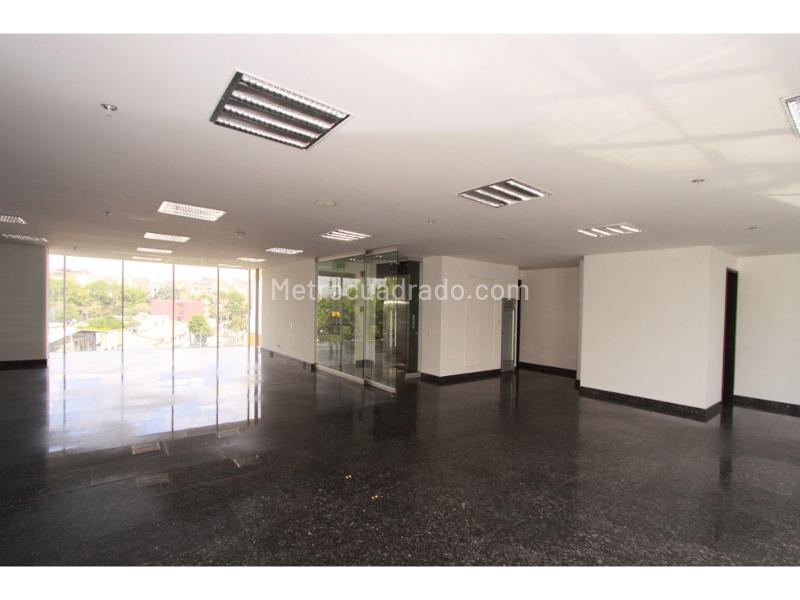 Edificio de Oficinas en Venta, Refugio, Bogotá D.C. - Vista 3