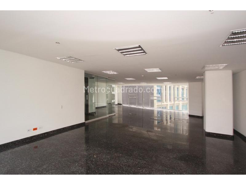 Edificio de Oficinas en Venta, Refugio, Bogotá D.C. - Vista 5