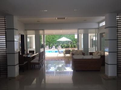 Casa de 4 alcobas en venta en El Peñon, Girardot, 702 m² · foto 6 de 20