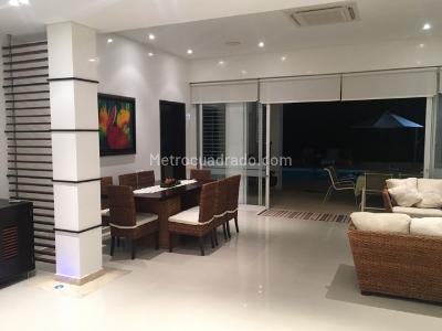 Casa de 4 alcobas en venta en El Peñon, Girardot, 702 m² · foto 13 de 20