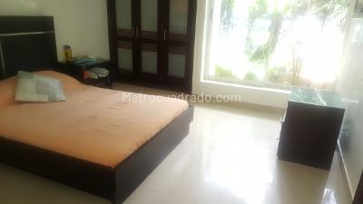 Casa de 4 alcobas en venta en El Peñon, Girardot, 702 m² · foto 14 de 20