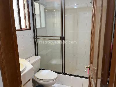 Apartamento de 2 alcobas en arriendo en Cedritos, Bogotá, 72 m² · foto 5 de 10