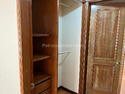 Apartamento de 2 alcobas en arriendo en Cedritos, Bogotá, 72 m² · foto 3 de 10