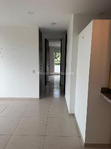 Apartamento de 3 alcobas en venta en El Recreo, Bogotá, 84 m² · foto 15 de 18