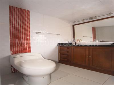 Casa en venta en Pontevedra, Bogotá · foto 13 de 20