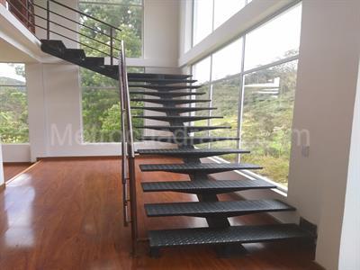 Casa en arriendo en El Hato, La Calera · foto 3 de 17