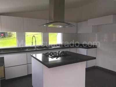 Casa en arriendo en El Hato, La Calera · foto 4 de 17