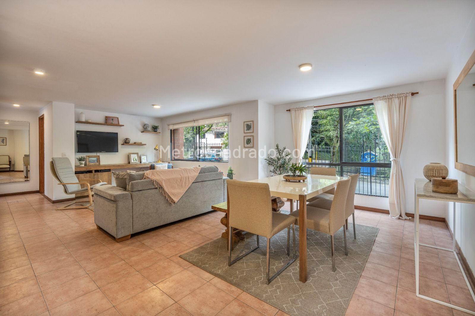 Apartamento de 3 habitaciones en venta en El Poblado, Medellín — imagen 1 de 10