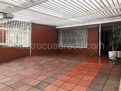 Casa en venta en Alhambra, Bogotá · foto 2 de 20