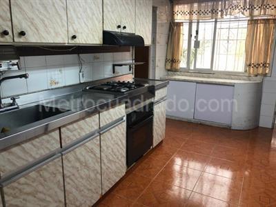 Casa en venta en Alhambra, Bogotá · foto 6 de 20