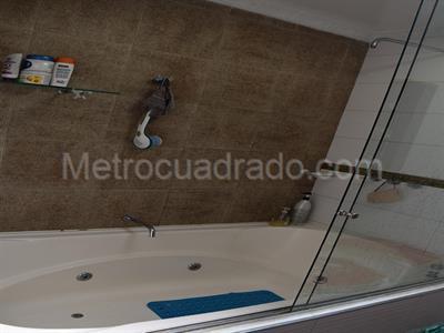 Casa de 4 alcobas en venta en Nueva Modelia, Bogotá, 280 m² · foto 16 de 18