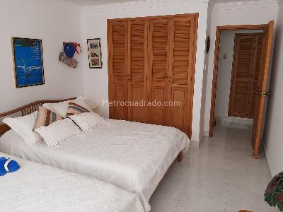 Apartamento de 3 alcobas en venta en Edificio Las Torres De Colón Torre B, Santa Marta, 161 m² · foto 8 de 19