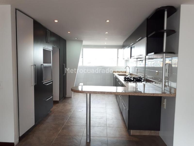 Apartamento en Arriendo, RECREO DE LOS FRAILES Niza Alhambra, Bogotá D.C.