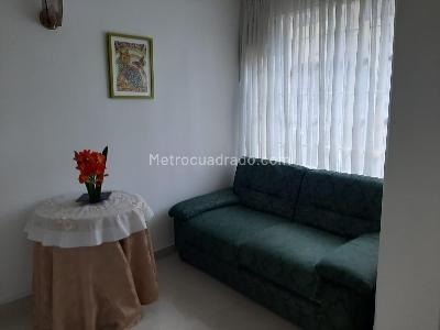 Casa de 3 alcobas en venta en Cedritos Contador, Bogotá, 140 m² · foto 8 de 17
