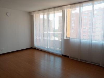 Apartamento en arriendo en Gran Granada, Bogotá · foto 4 de 12