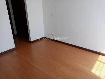 Apartamento en arriendo en Gran Granada, Bogotá · foto 5 de 12