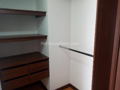 Apartamento en arriendo en Gran Granada, Bogotá · foto 6 de 12