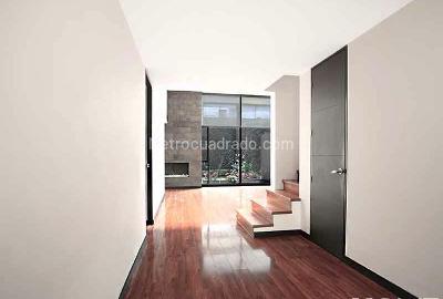 Casa de 3 alcobas en venta en Conjunto Torremolinos, Bogotá, 226 m² · foto 4 de 19