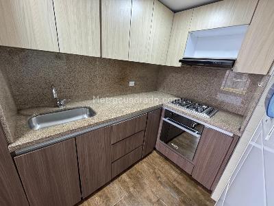 Apartamento de 3 alcobas en venta en Normandia Del Parque Ii, Funza, 58 m² · foto 3 de 17