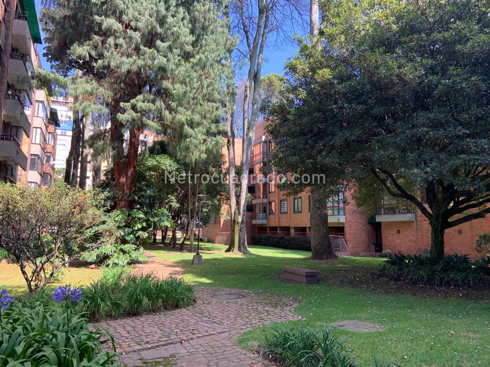 Apartamento en Arriendo  RINCON DE LOS ANDES Niza Alhambra