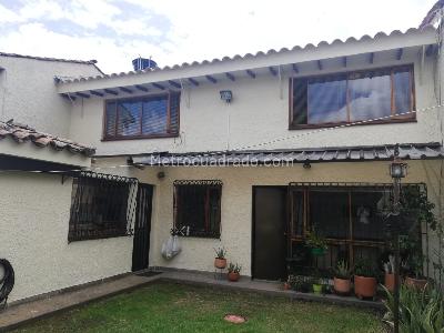 Casa en venta en Villa Magdala, Bogotá · foto 7 de 18