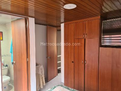 Casa en venta en Villa Luz, Bogotá · foto 4 de 18