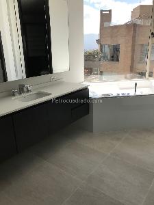 Apartamento de 3 alcobas en arriendo en Bosque Verde Penthouse, Bogotá, 254 m² · foto 12 de 20