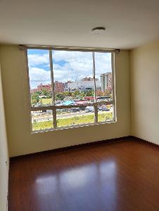 Apartamento de 3 alcobas en venta en Colina Iberia, Bogotá, 55 m² · foto 3 de 17
