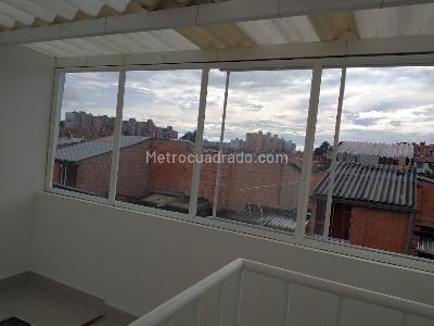 Casa de 3 alcobas en venta en Suba Pinar, Bogotá, 63 m² · foto 2 de 14