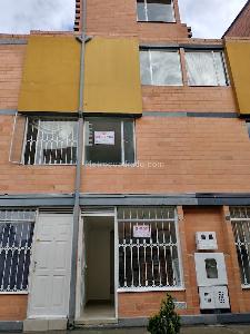 Casa de 3 alcobas en venta en Suba Pinar, Bogotá, 63 m² · foto 3 de 14