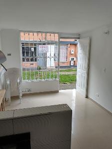 Casa de 3 alcobas en venta en Suba Pinar, Bogotá, 63 m² · foto 4 de 14