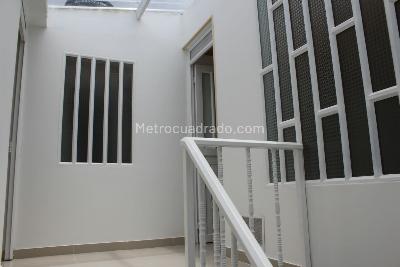 Apartamento de 1 alcoba en arriendo en Española Calle 80 Av Cali, Bogotá, 45 m² · foto 12 de 14