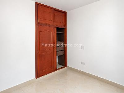 Apartamento de 3 alcobas en venta en San Antonio Norte, Bogotá, 40 m² · foto 10 de 12